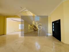 فیلا في السمحة 5 غرف 135000 درهم - 8962892