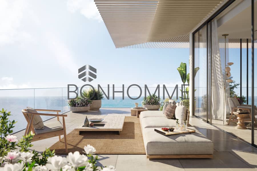 20 Interior Balcony. jpg