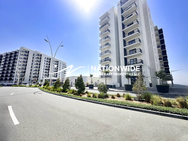 Vacant | Fully-Furnished | Brand-New Appliances Vacant | Fully-Furnished | Brand-New Appliances