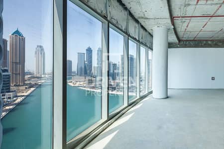 Office for Rent in Business Bay, Dubai - Full Floor Office Space| Vacant | Road View