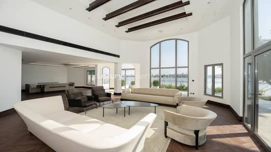 Renovated | Vacant | Central Rotunda | Extended