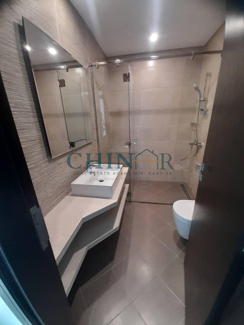 22 dbc7eb38-40fd-43a8-a2ba-379de06b8699. jpg