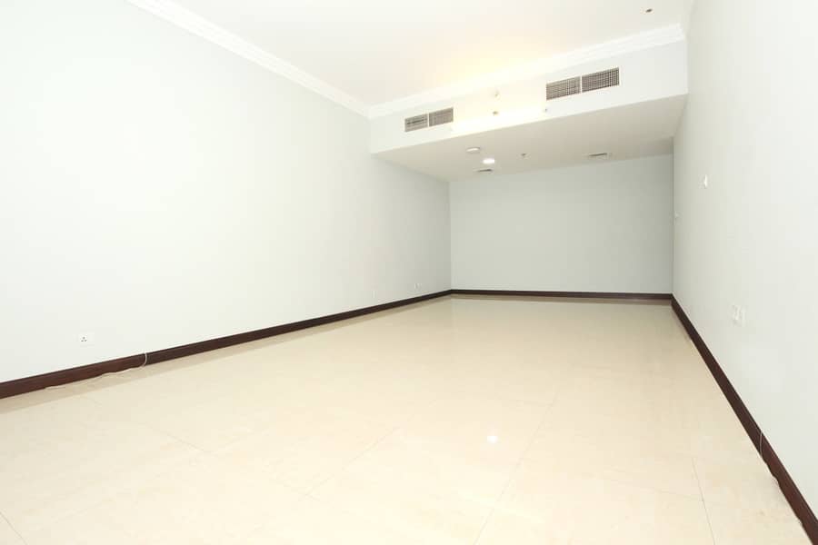 3 d4aaf263-74da-492b-a342-1e57bd47b93a. jpg