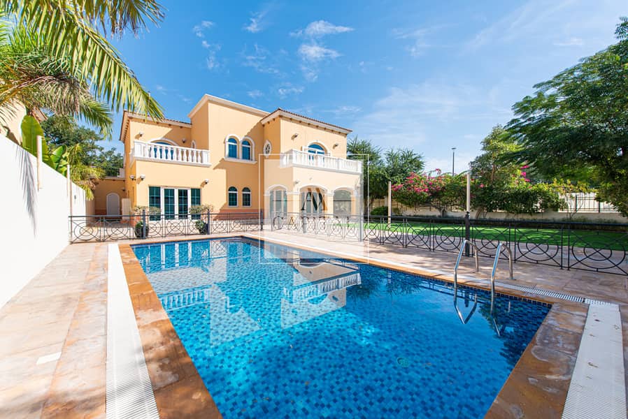 位于朱美拉公园社区,朱美拉公园别墅区 5 卧室的别墅 590000 AED - 10576480 位于朱美拉公园社区,朱美拉公园别墅区 5 卧室的别墅 590000 AED - 10576480