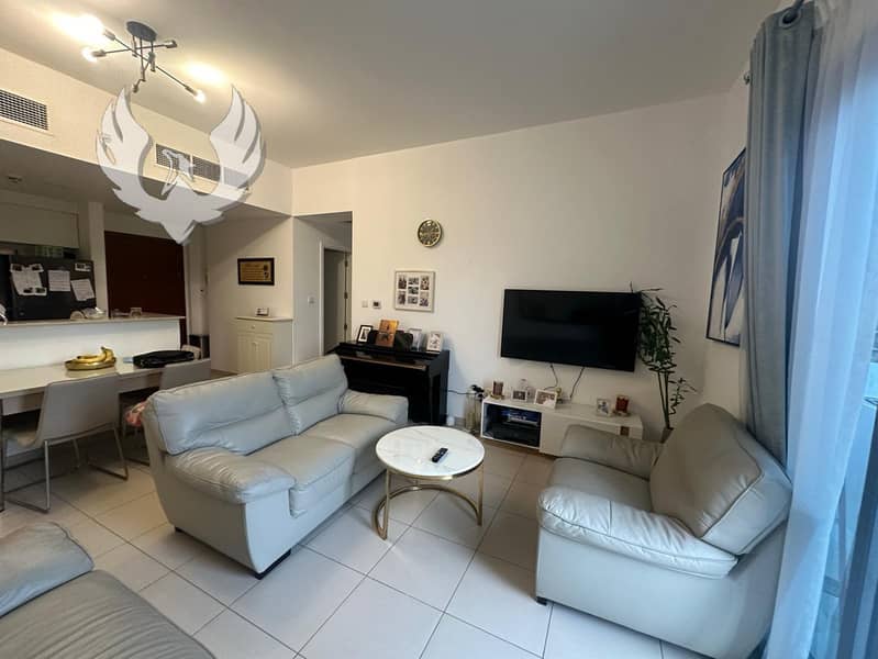GOOD SIZE | UNFURNISHED | VACANT SOON GOOD SIZE | UNFURNISHED | VACANT SOON