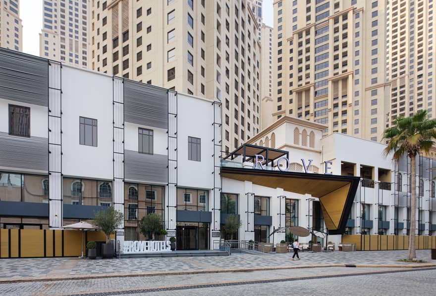 9 Rove_JBR_01. jpg