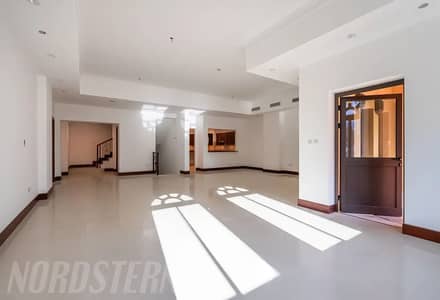 4 Bedroom Apartment for Rent in Palm Jumeirah, Dubai - Ready to Move Triplex 4BR Unfurnished