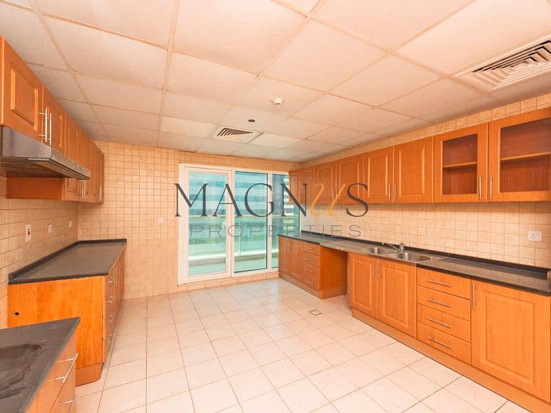 12 JLT Cluster U - Al Seef 3 -2503 2BR Maid WB (5 of 20). jpg