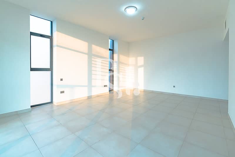 12 west-yas-abu-dhabi-yas-island-bedroom (11). JPG