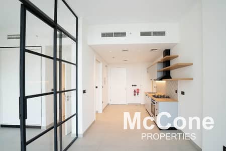 Unfurnished | Great Amenities | Vacant in March