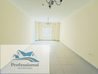 PARKING FREE NO DEPOSIT BIG SIZE APARTMENT 20 DAYS FREE BIG 2 BHK 38 K 6 CHQS FULL FAMILY BUILDING