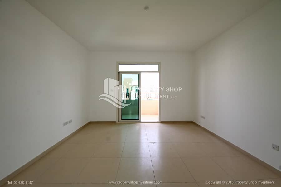 5 studio-abu-dhabi-al-ghadeer-terrace-apartment-living-area. JPG