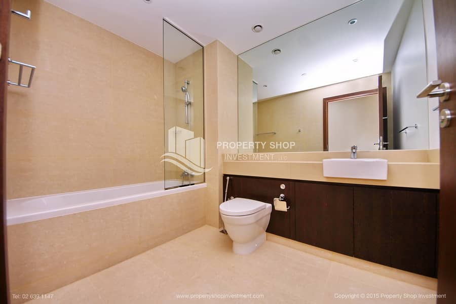 12 3-br-townhouse-abu-dhabi-al-raha-beach-al-zeina-tower-a-bathroom-3. JPG