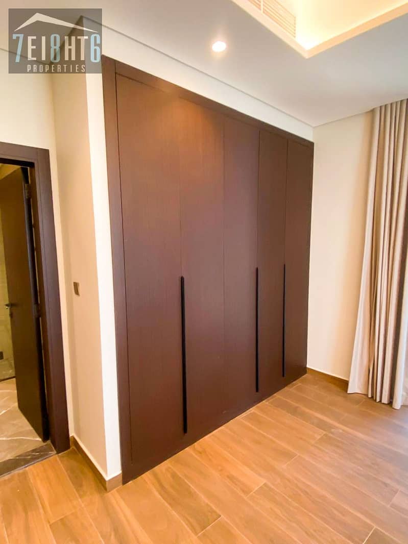 Vastu complaint | Spacious | Largest One Bedroom apartment in the entire building - Image 8