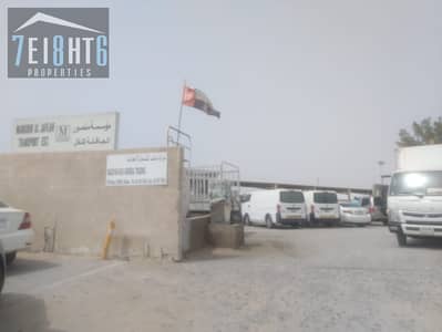 Shop for Rent in Ras Al Khor, Dubai - Main. jpeg