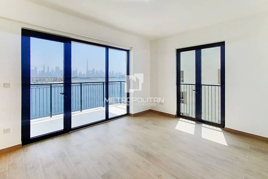 Stunning Marina and Skyline Views | Beachfront Stunning Marina and Skyline Views | Beachfront