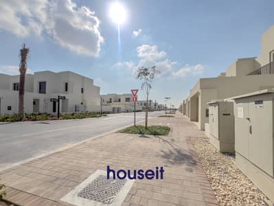 4 Bedroom Townhouse for Rent in Town Square, Dubai - IMG_6262. jpg