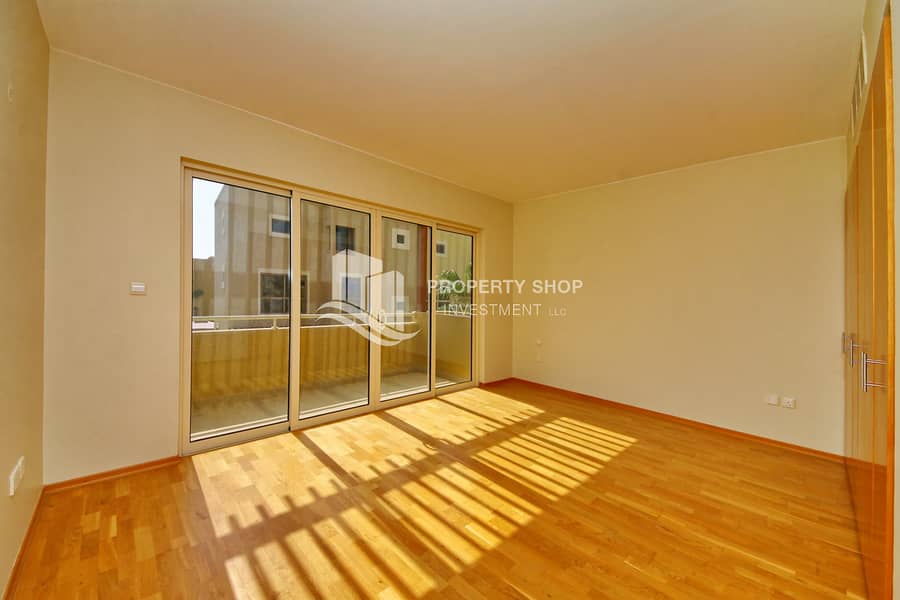 10 3-bedroom-villa-abu-dhabi-al-dar-al-raha-gardens-bedroom-3. JPG