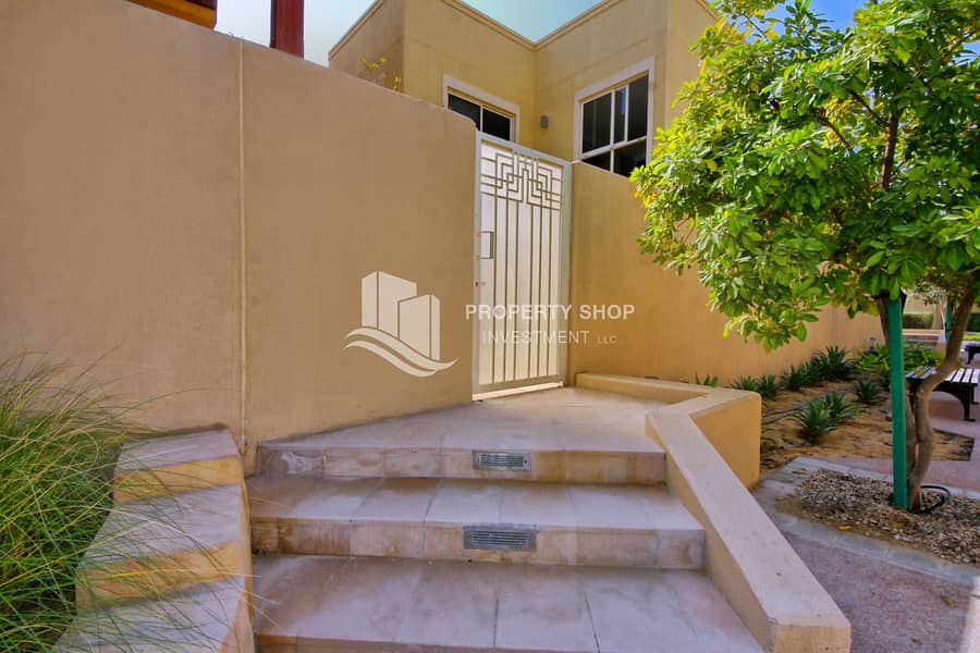 21 3-bedroom-villa-abu-dhabi-al-dar-al-raha-gardens-back-entrance. JPG
