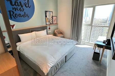 Exceptional Opportunity in Rove City Walk
