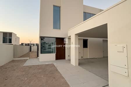 4 Bedroom Townhouse for Sale in The Valley by Emaar, Dubai - Corner Unit | Open View | Near Park | Ready Soon