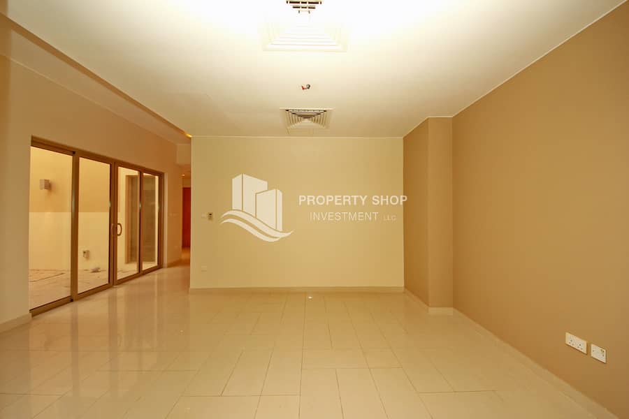 25 4-bedroom-townhouse-abu-dhabi-al-dar-al-raha-gardens-dining-area-1. JPG