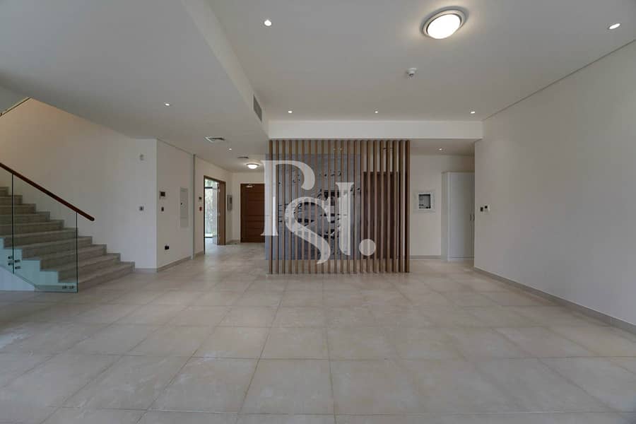 2 5BRM-Villa-VI61198-West-Yas-Yas-Island-Abu-Dhabi-UAE (12). jpg