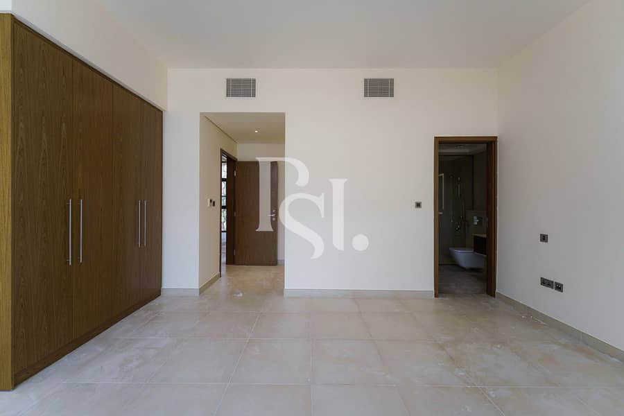 8 5BRM-Villa-VI61198-West-Yas-Yas-Island-Abu-Dhabi-UAE (21). jpg