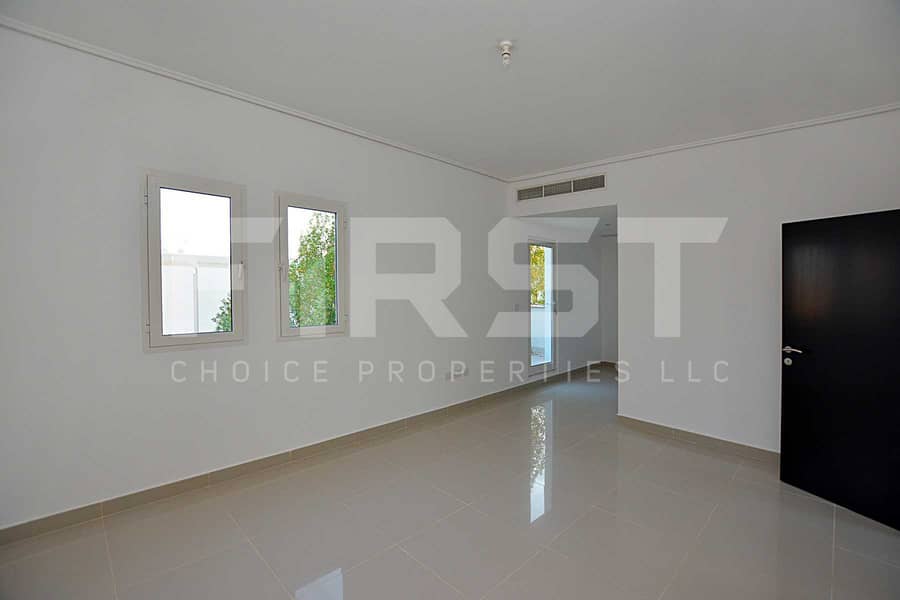 13 Internal Photo of 5 Bedroom Villa in Al Reef Villas 348.3 sq. m 3749 sq. ft (112). jpg