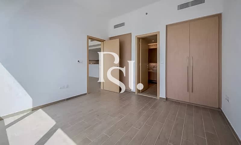 8 mayan-yas-island-abu-dhabi-bedroom. jpg