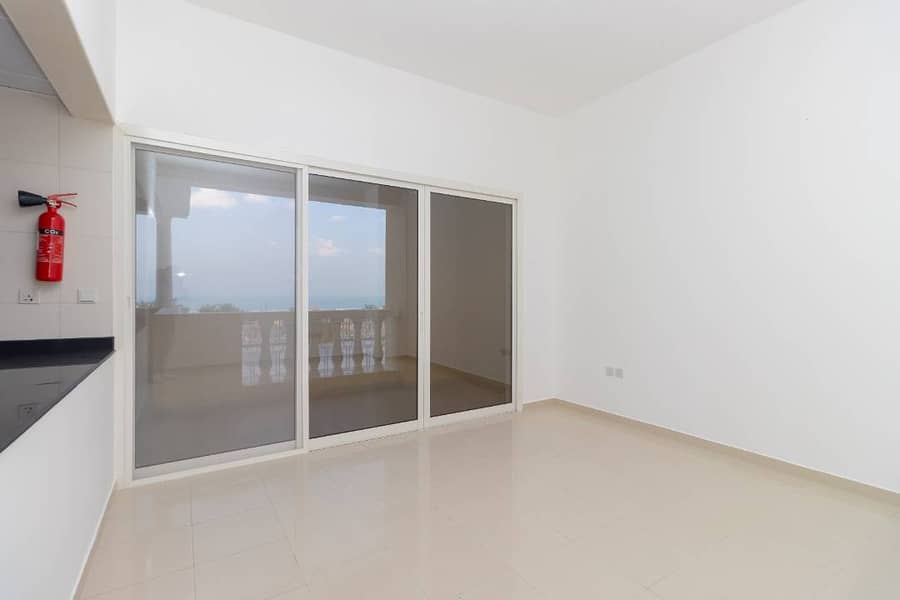 Spacious One Bedroom - Sea View - Unfurnished - Low Floor