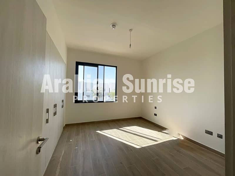 6 Noya-Luma-3br-002-Bedroom. jpg