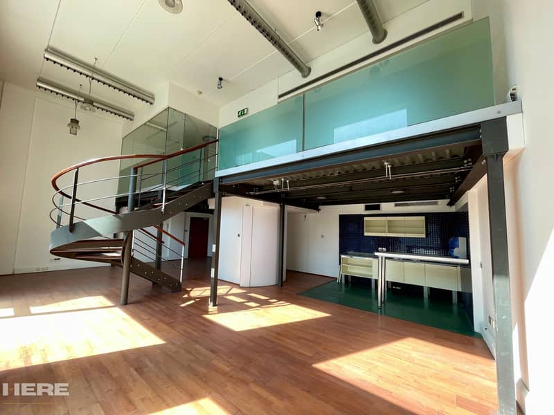 6 Duplex Loft Offices (43). jpg