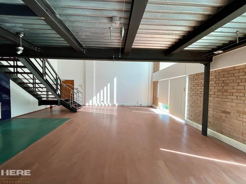7 Duplex Loft Offices (27). jpg
