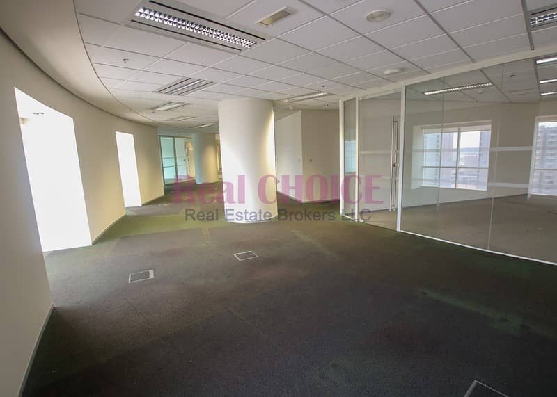 5 Full Glass Partition Office|Near the Metro