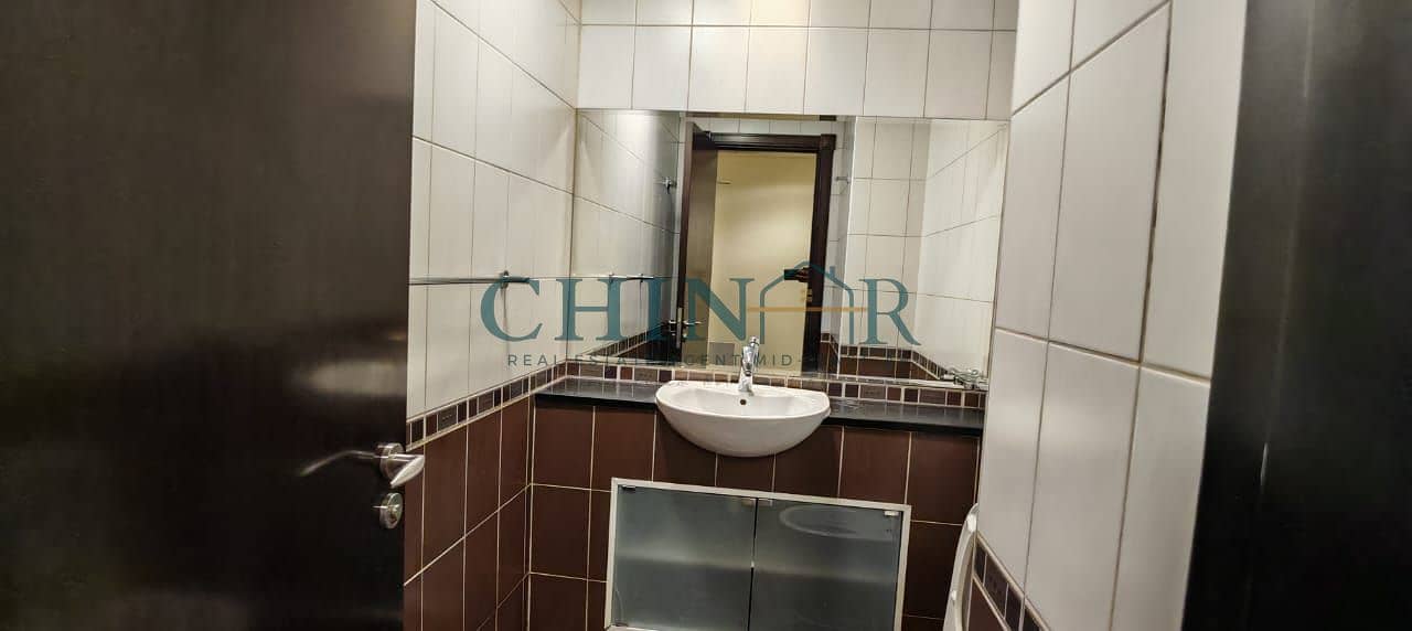 23 e2a3355a-1058-4217-bcda-cad6bed9dff7. jpg