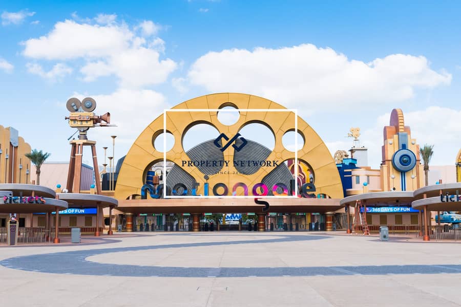 11 MOTIONGATE Dubai Entrance. jpg