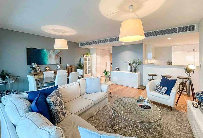 2 al-nada-al-raha-beach-abu-dhabi-2brm-living. jpg