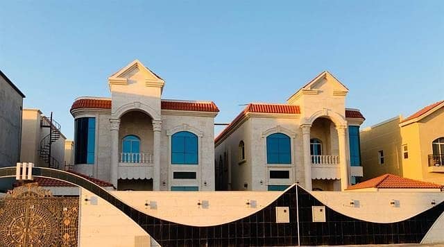 Villa for sale Central air conditioning personal finishing close to Sheikh Ammar Street and opposite