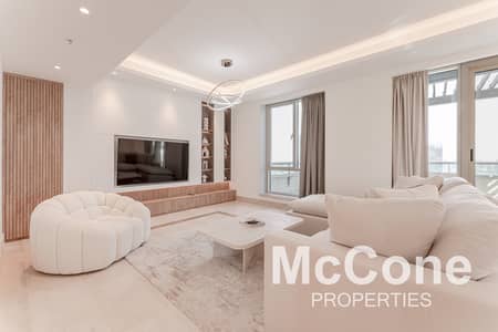 Upgraded Duplex | Stunning View | Vacant