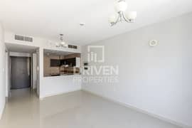 High Floor | Ready To Move in | Bright Unit