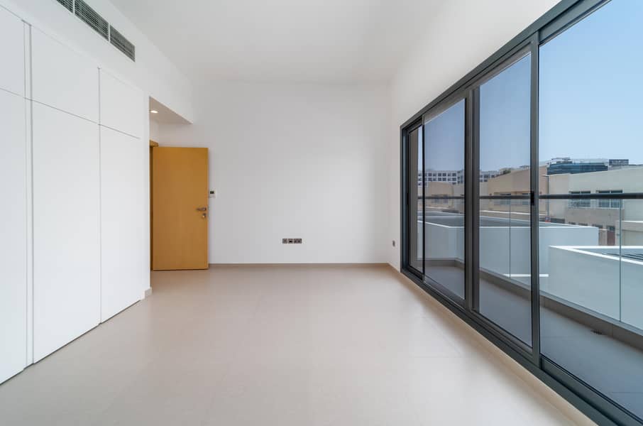 14 Al Barsha Villa 9349 _ 4 BR-19. jpg