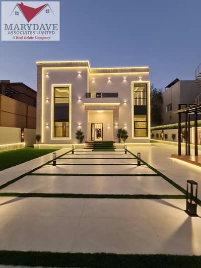6 Bedroom Villa for Sale in Al Rawda, Ajman - 0e3b9934-828a-43b4-b56f-43256ad112eb. jpg