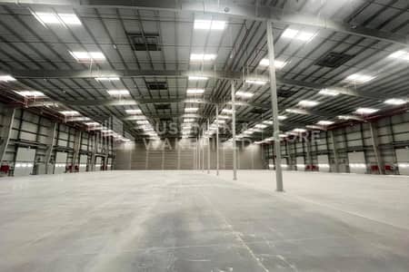 Warehouse for Rent in Al Dhafrah, Abu Dhabi - High Power | Warehouse | Grade A