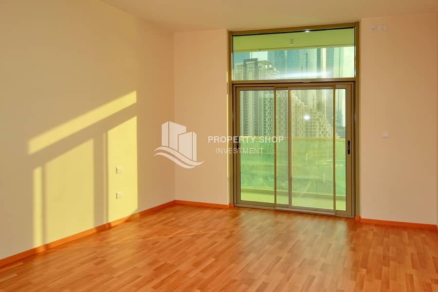 4 3-br-apartment-al-reem-island-shams-abu-dhabi-beach-tower-b-master-bedroom. JPG