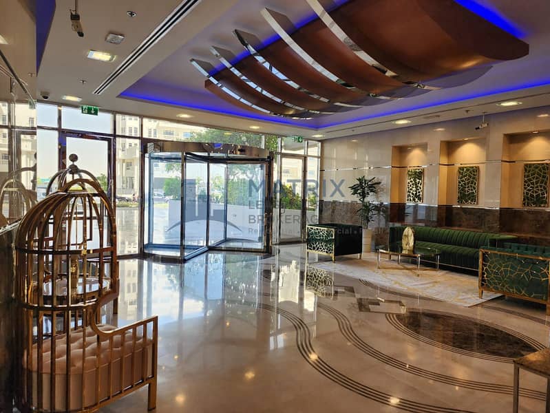 17 Siraj Lobby 2. jpeg