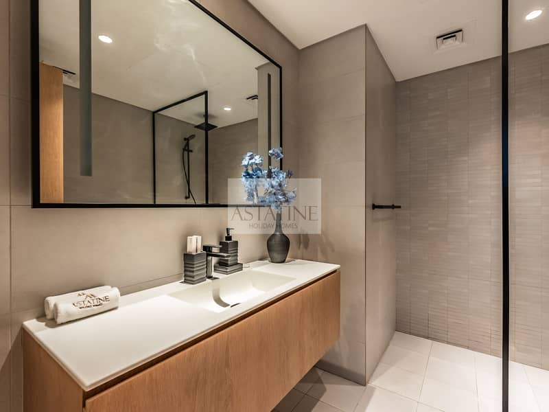11 JGC03000-HDR. jpg
