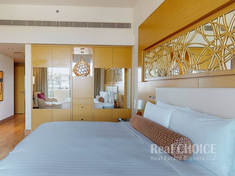 11 MEA AL JADDAF - 3BR - BEDROOM 1 _ PHOTO 1. jpg