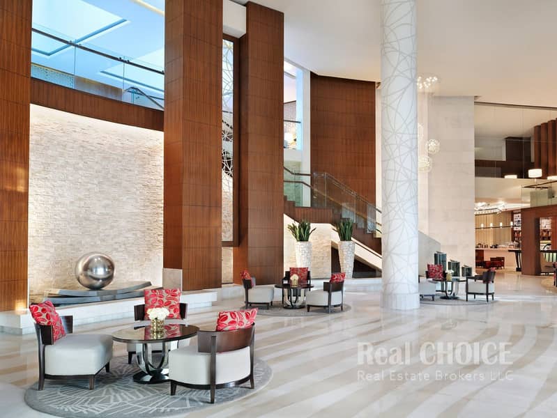 18 Marriott Hotel Lobby. JPG