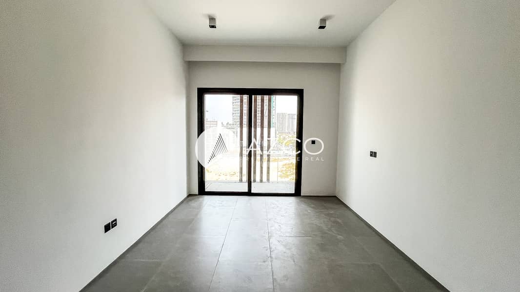 7 AZCO REALESTATE AM-5. jpg